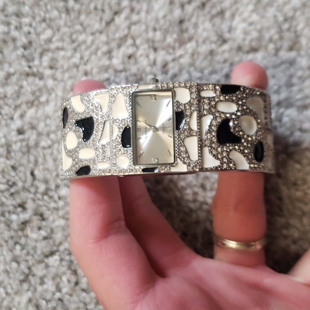 Womens watch